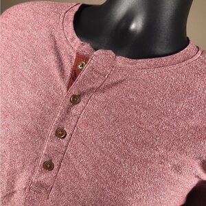 UNTUCKit Red Henley Casual Shirt Men’s XL